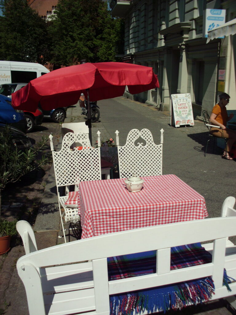 (c) Cafe-conni-island.de